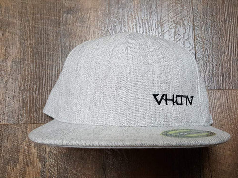 Fitted: Small Logo Hat (Heather Gray/Black) - VH07V